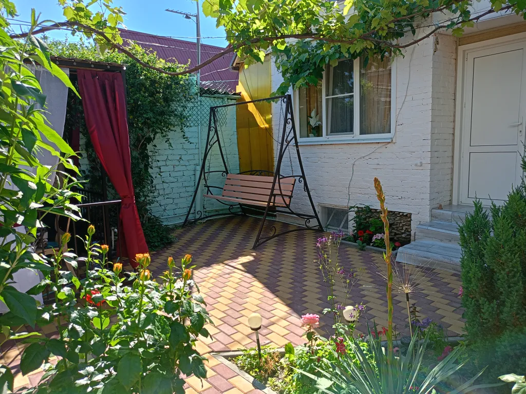 Коттедж Домик у моря — Ейск