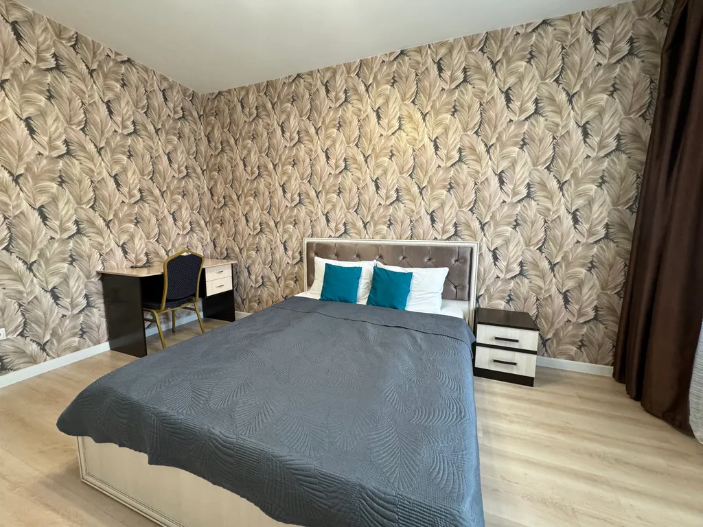 Просторная 5-ти -местная видовая евродвушка Мокко в самом центре