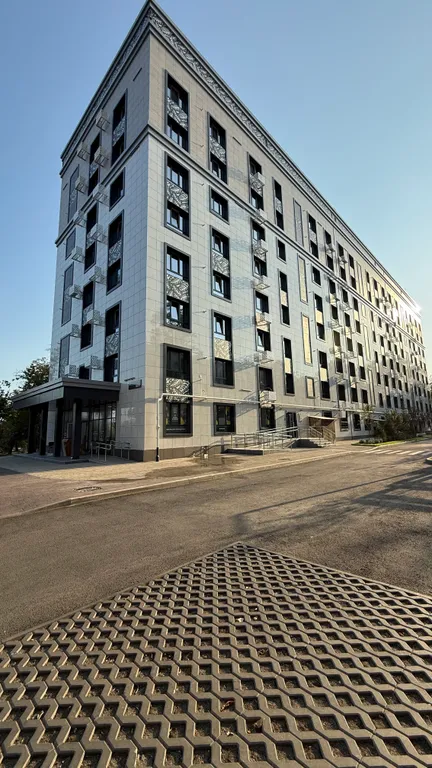 Шикарная квартира с видом на парк и Азовское море