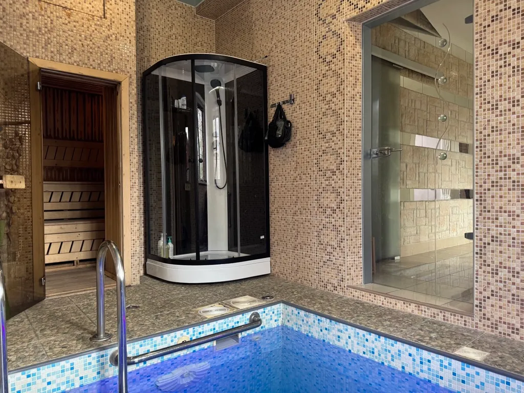 4-комнатный Дом