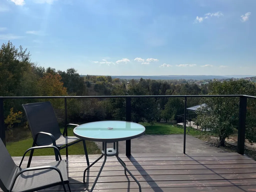 Панорамный дом с террасой