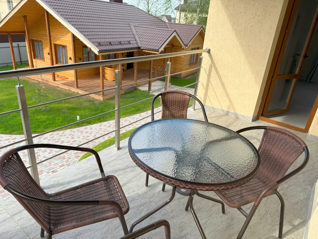 Новый уютный дом с баней у леса