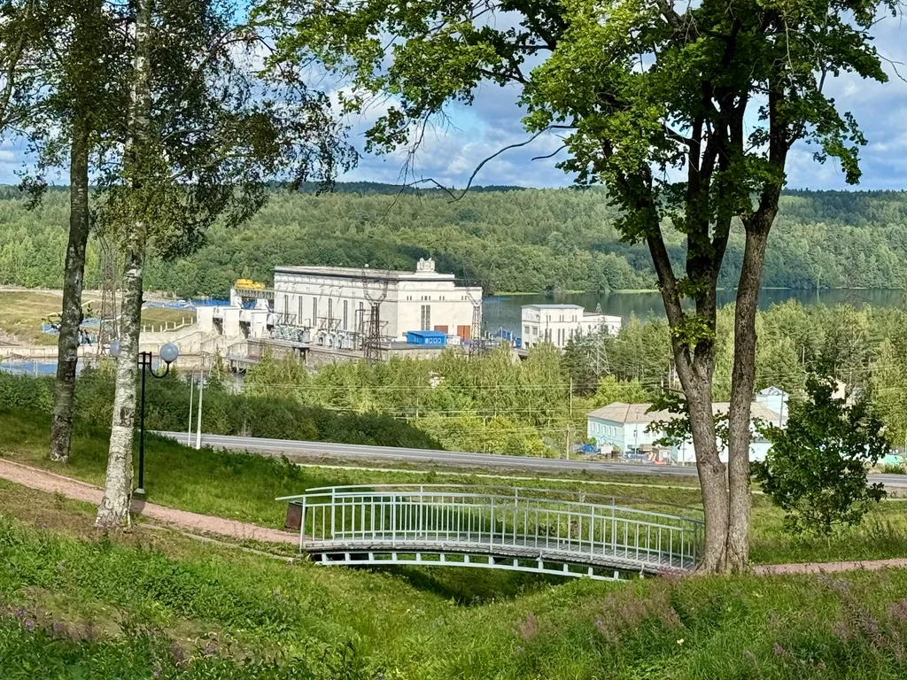 Любимая квартирка у набережной реки Свирь