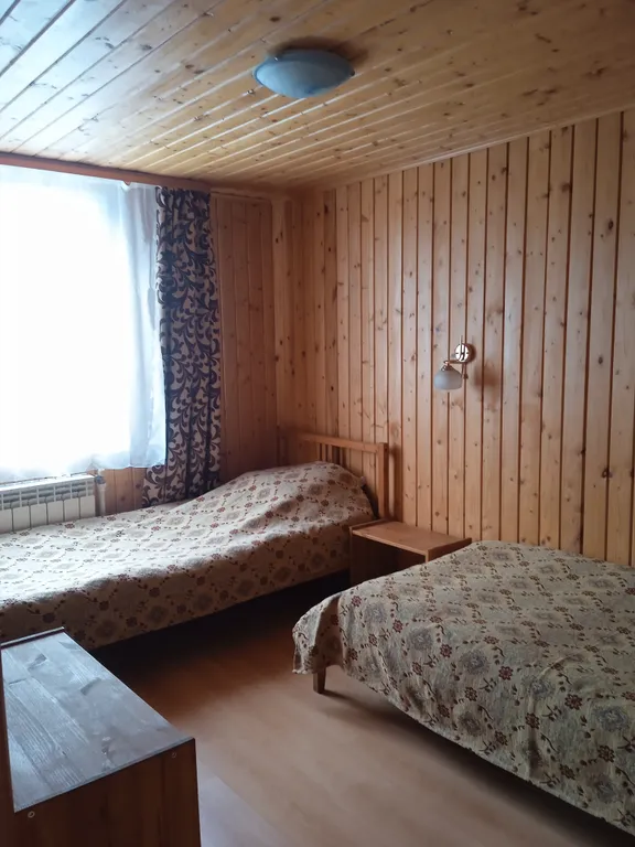 Целый этаж в доме рядом с озером