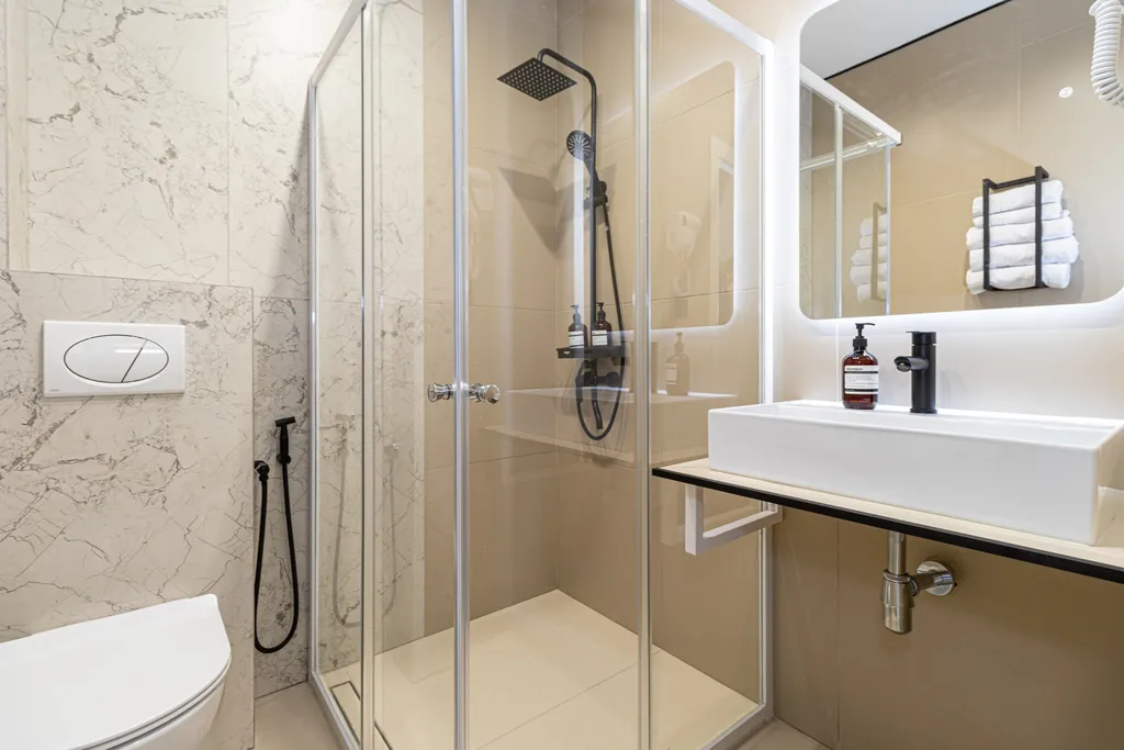 Квартира Светлая квартира с дизайнерским ремонтом Алисой и качелями в спальне — Краснодар