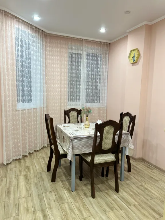 Уютная, просторная, тёплая  квартира по дороге в Верхний Ларс