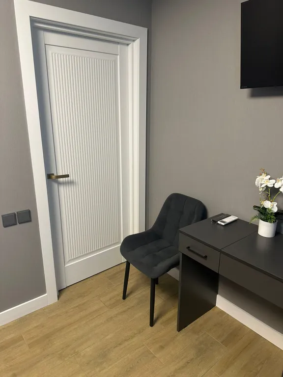 Уютная двухкомнатная квартира у моря, в центре города