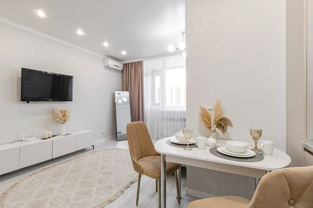 Светлая и теплая рядом с ХанШатыром