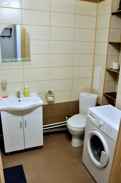 Квартира Светлая и комфортная квартира для отдыха в пути — Янино-1