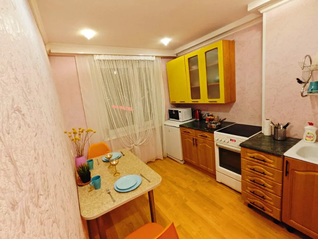 Двухкомнатная видовая квартира рядом с центром города