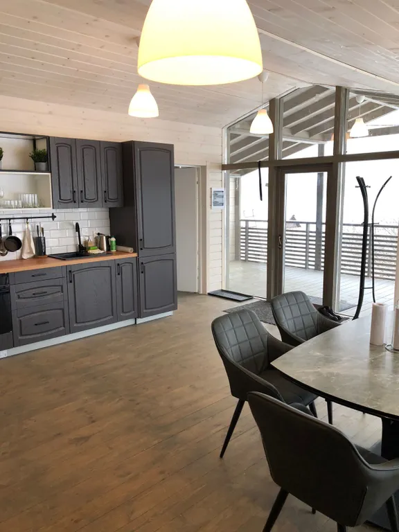 Коттедж Коттедж на берегу озера — Малые Горки