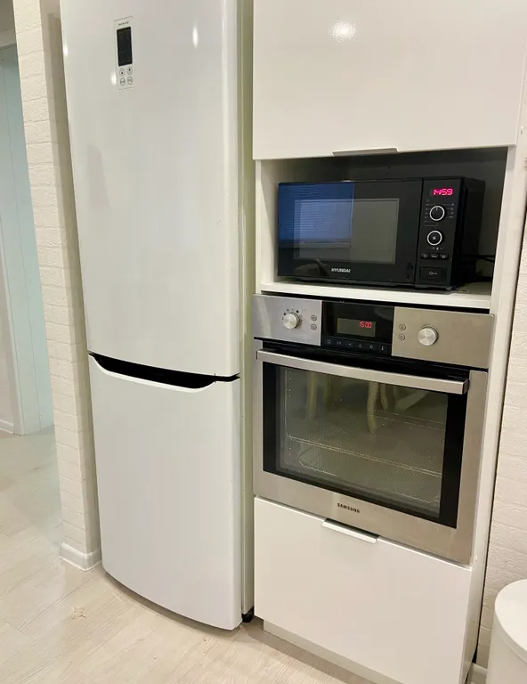 К вашим услугам, большая и светлая квартира в ЖК Летняя Резиденция