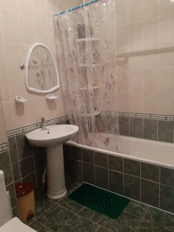 Просторная квартира в центре города недалеко от моря