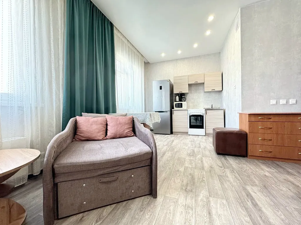 Студия с балконом рядом с Кузбасс Ареной и Ледовым дворцом