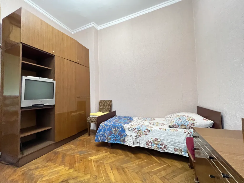 Коттедж Отличный дом — Сухум