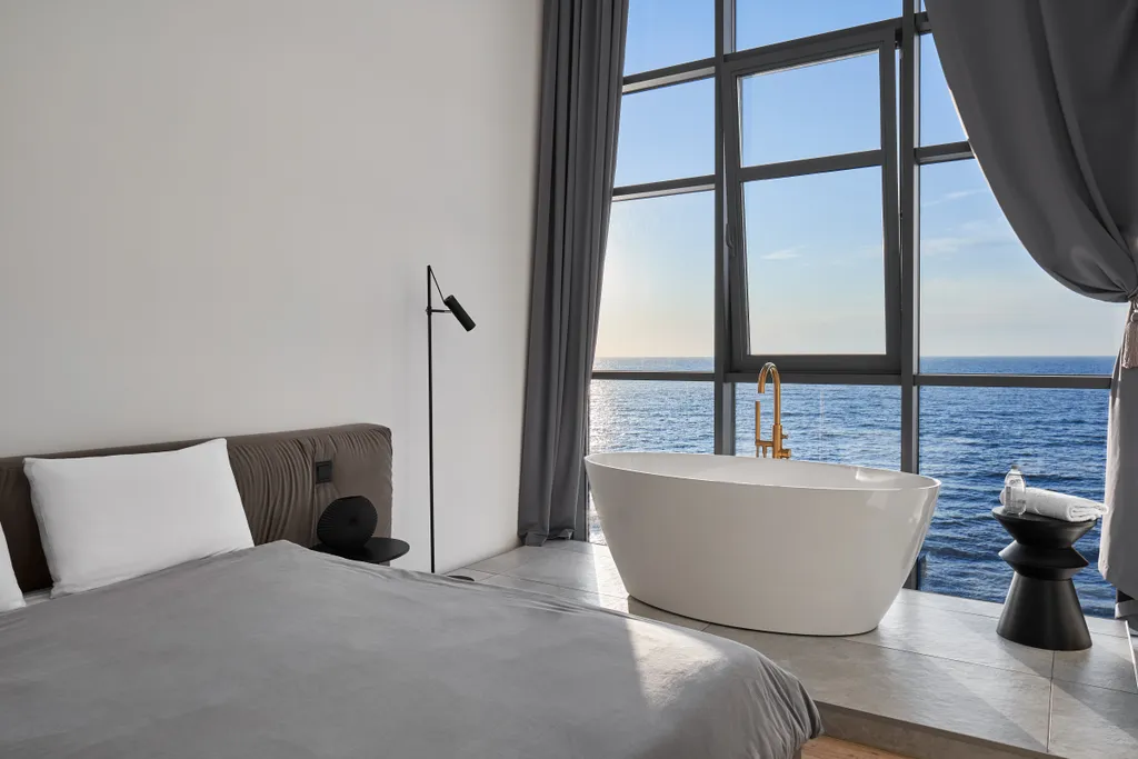 Eleven Aparts с лучшим видом на море!