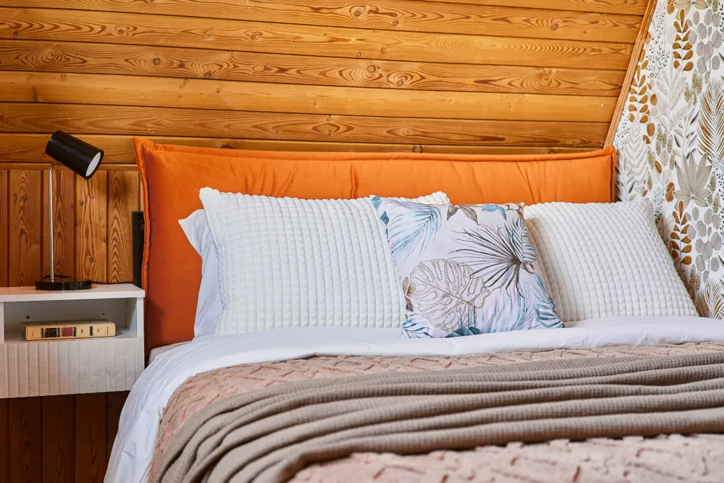 Коттедж Уютный просторный дом с баней для большой семьи — Ропшинские Ключи