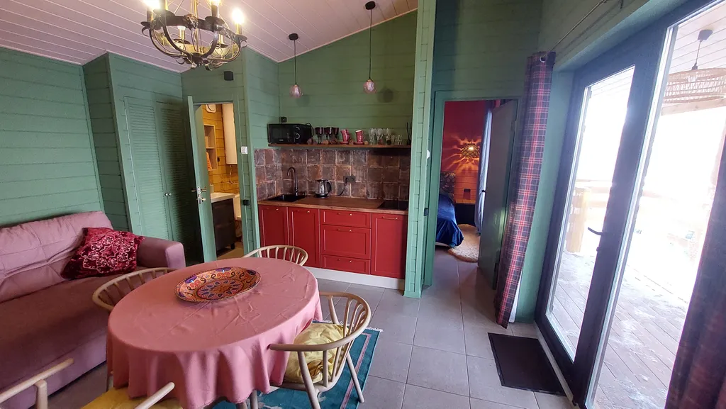 Домик на горе с сауной