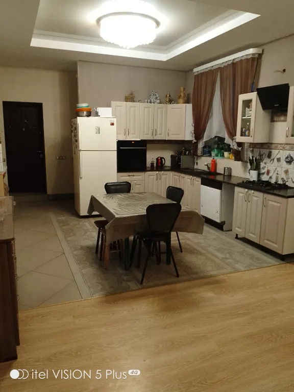 Просторный загородный дом