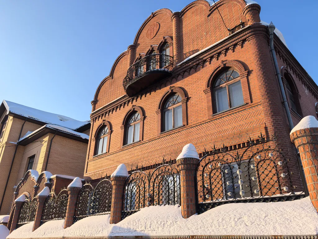 Коттедж в центре города с бассейном — аренда посуточно в Новосибирск