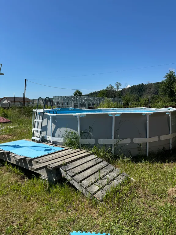 Уютный дом на частной территории