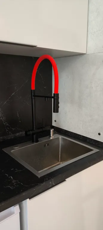 Уютная квартира-студия в новом доме с новой мебелью