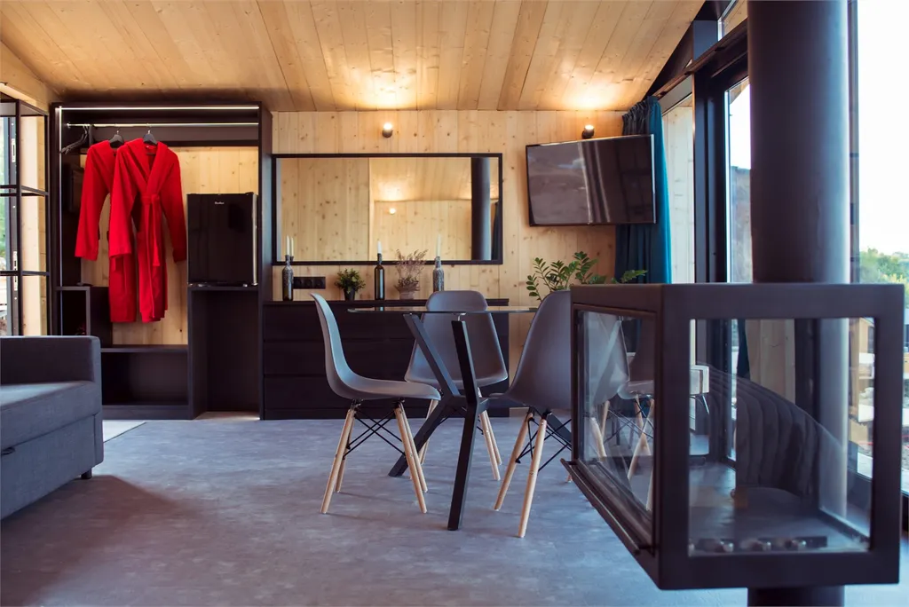 Дом Камская Лагуна, вид на Волгу, камин, Фурако