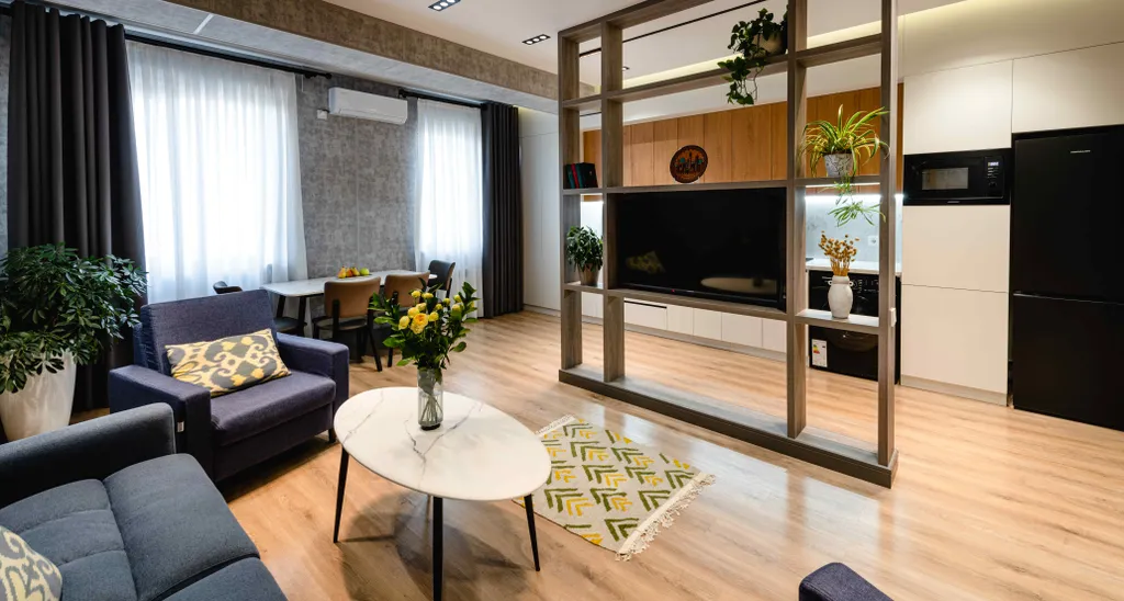 City Deluxe Apartments