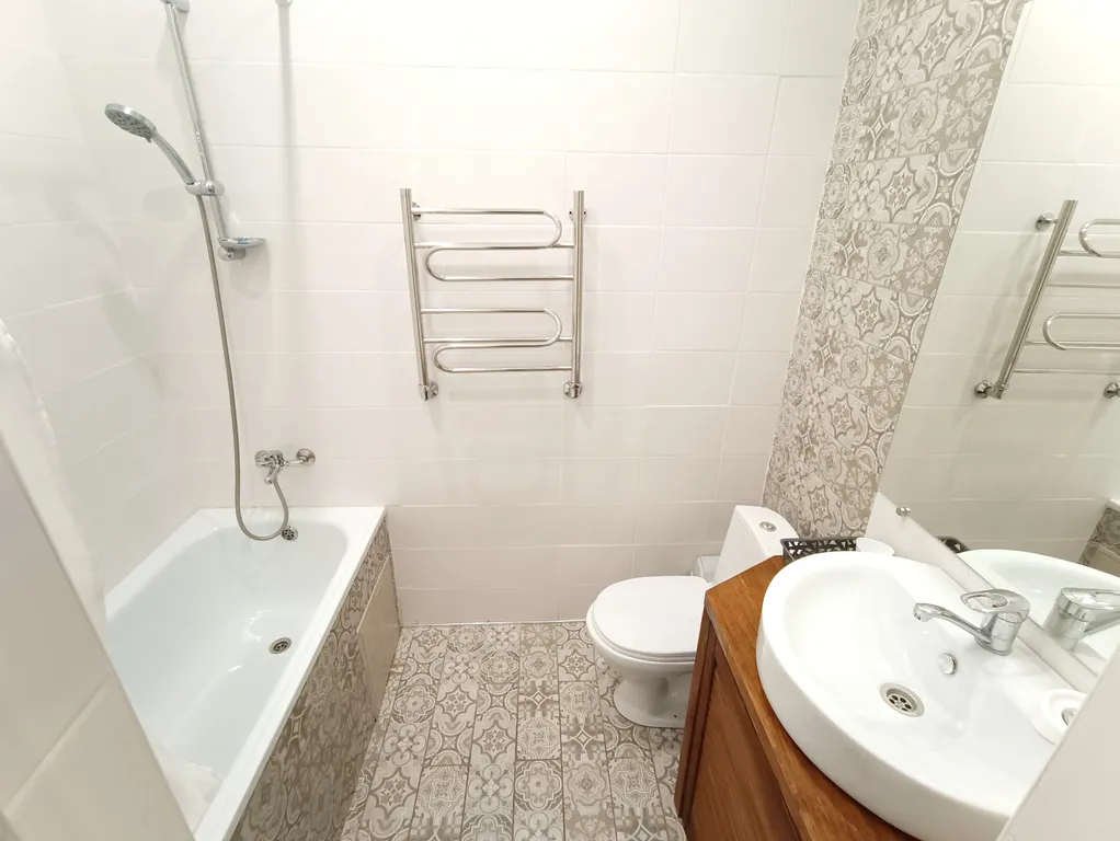 Квартира Двухкомнатная квартира недалеко от моря, рынка, океанариума и дельфинария — Адлер