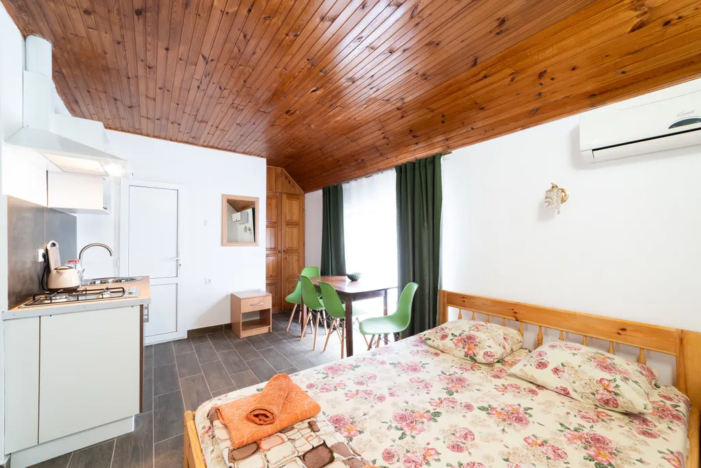 Квартира Квартира Двухкомнатная в гостевом доме Южный — Анапа