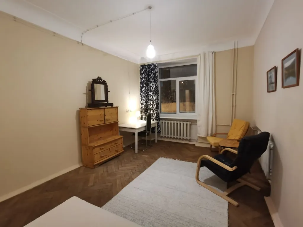 Сталинская квартира с ремонтом в стиле ретро