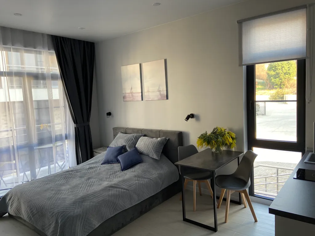 Студия с бассейном в ЖК Морской квартал