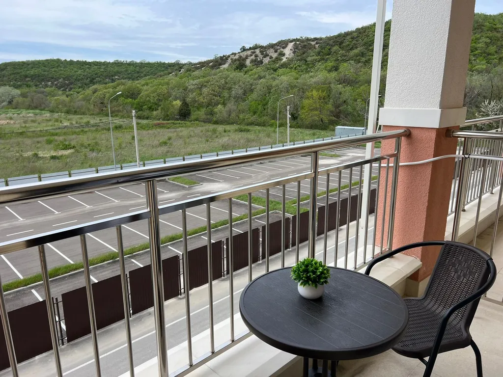 76 Студия с бассейнами на 4 человека