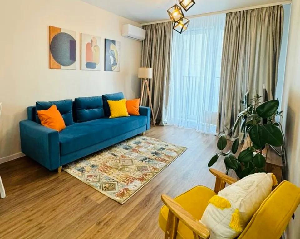 Добрый дом в центре Уфы с видом на реку Белую для четверых гостей