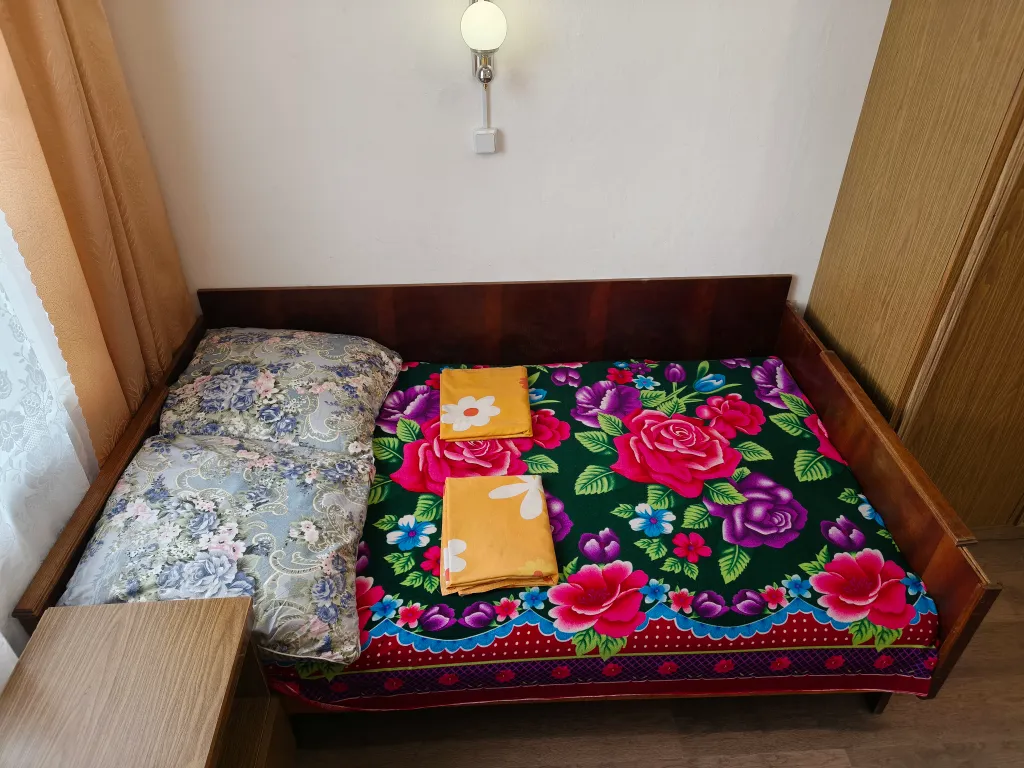 Номер со своей территорией для отдыха под навесом