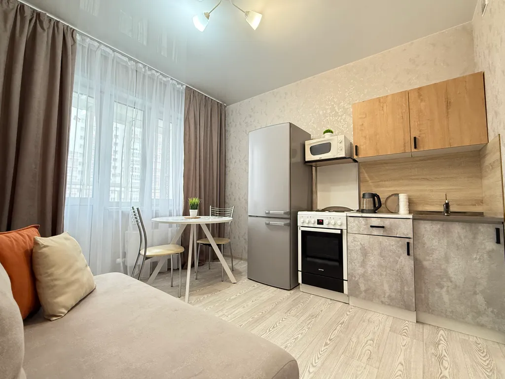 Квартира Отличная однокомнатная квартира рядом с набережной — Красноярск