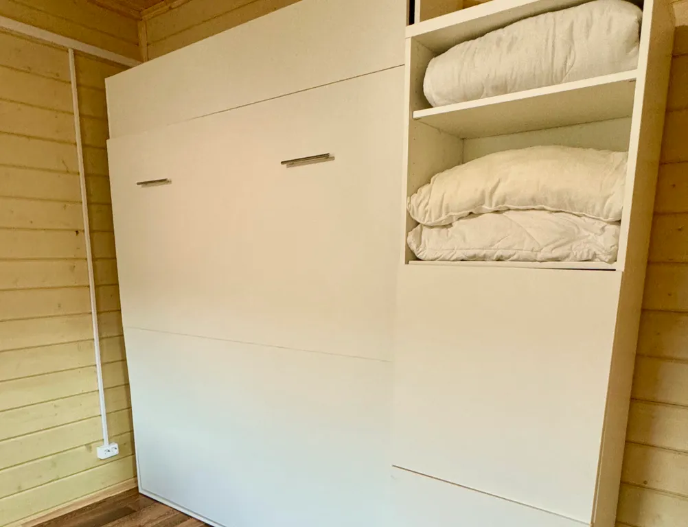 Домик в зоне парка Монрепо