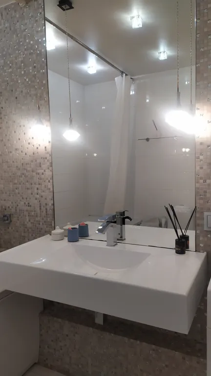 Студия возле Театра оперы и балета