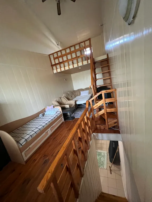 Уютный эллинг на берегу моря