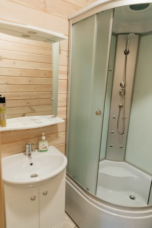 Коттедж с баней и беседкой у Вотчины Деда Мороза