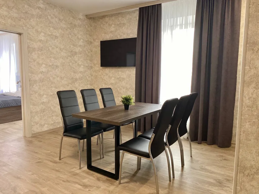 Просторные 3-комнатные апартаменты - Кристалл!