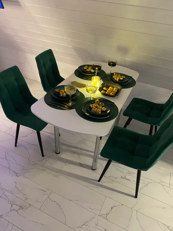 Дом A-frame с сибирским чаном на бревнах