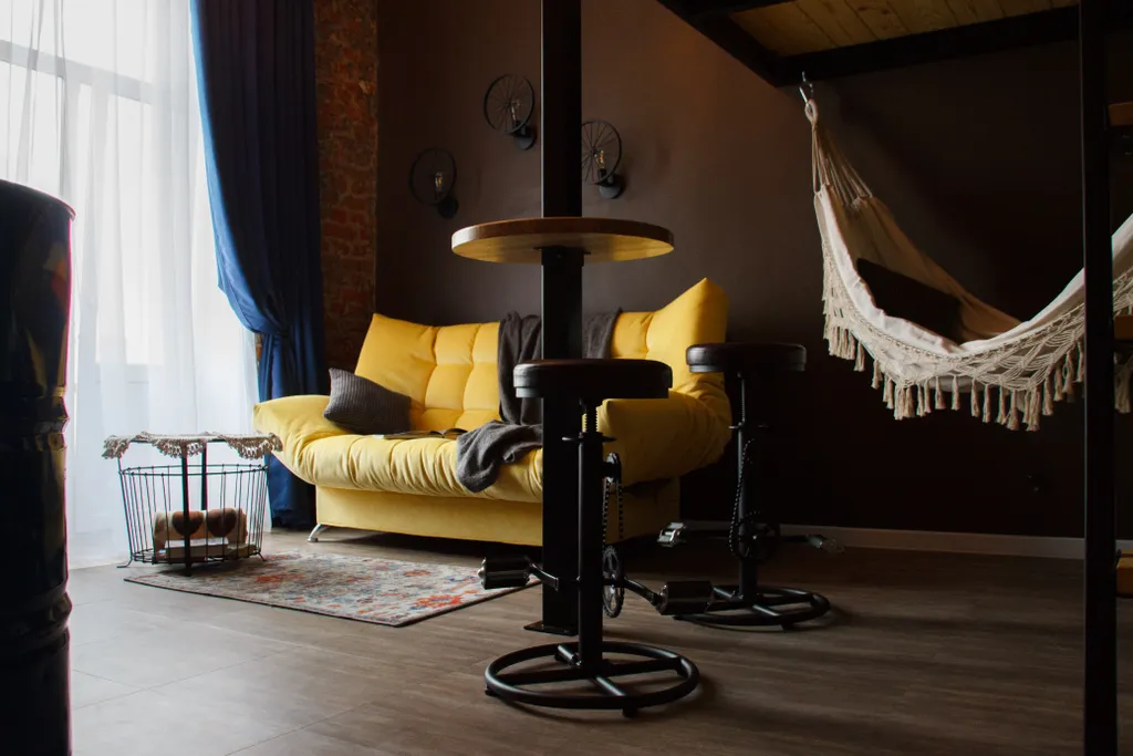 Квартира Студия Лофт с гамаком в центре с видом на Комсомольскую площадь — аренда посуточно в Хабаровск