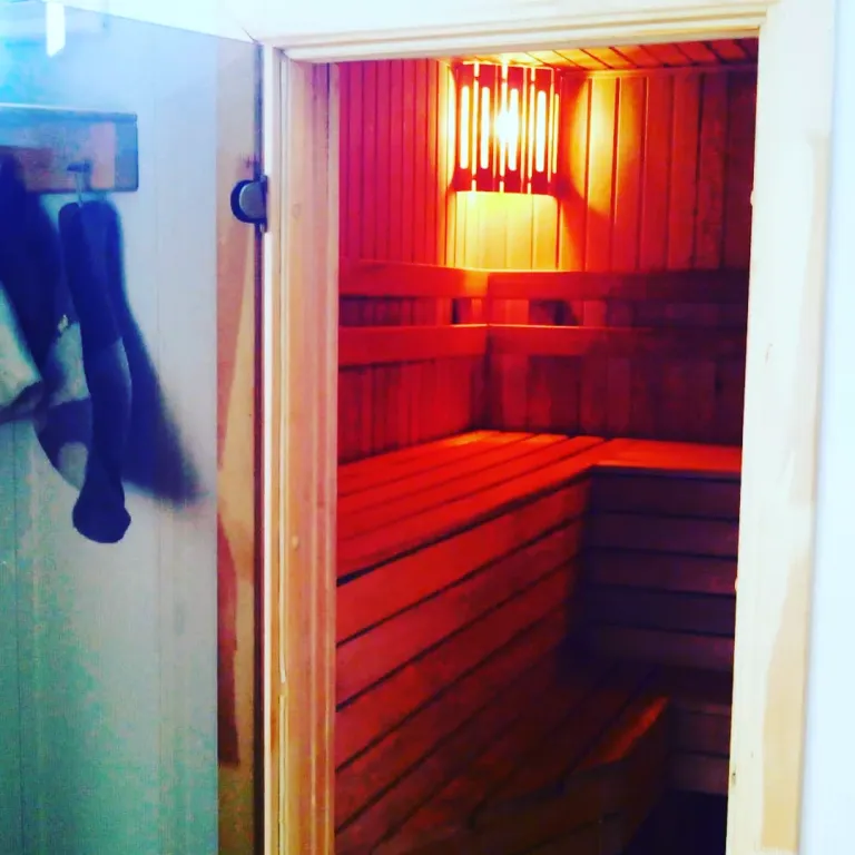 Комната на четверых для дружной компании, семьи, круглый год