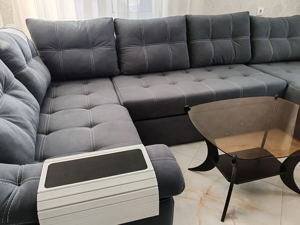 Шикарная огромная квартира с видом на море