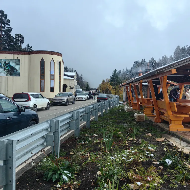 Уютный дом со всеми удобствами для большой компании у парка Теснины