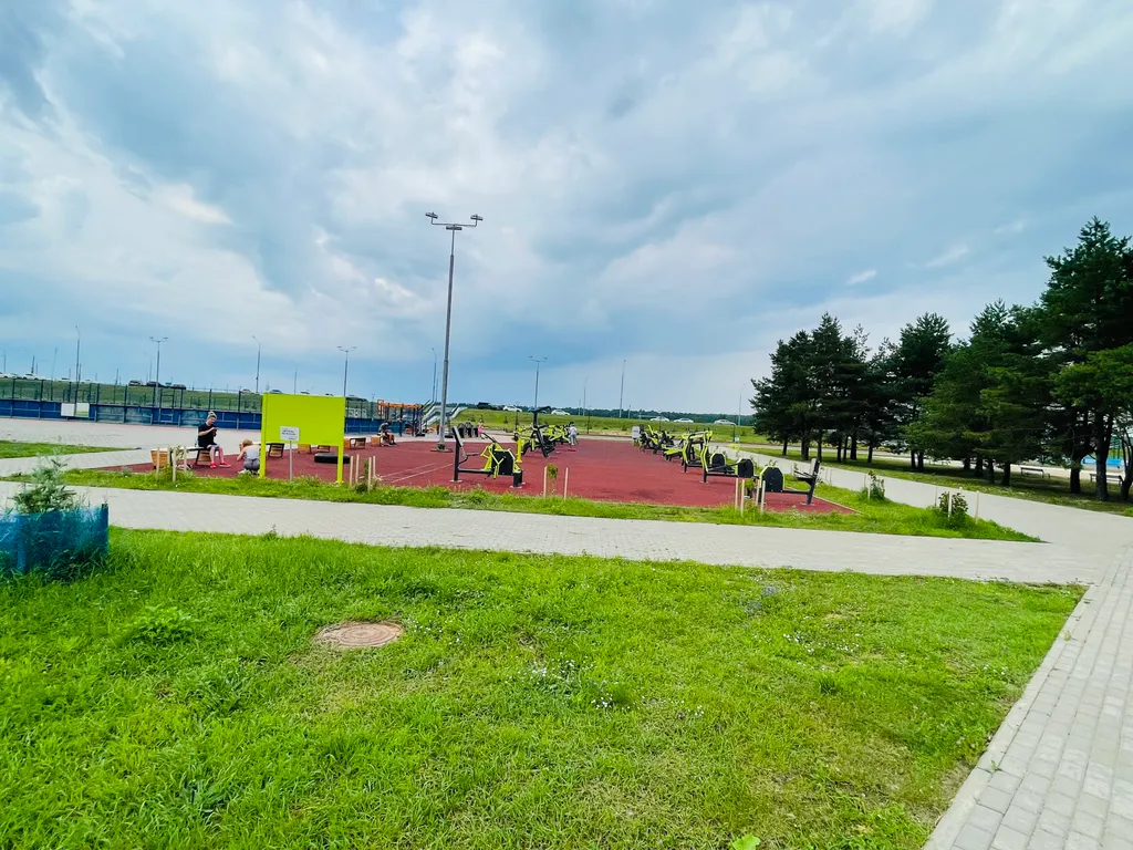 Уютный номер с выходом в сквер Волкова