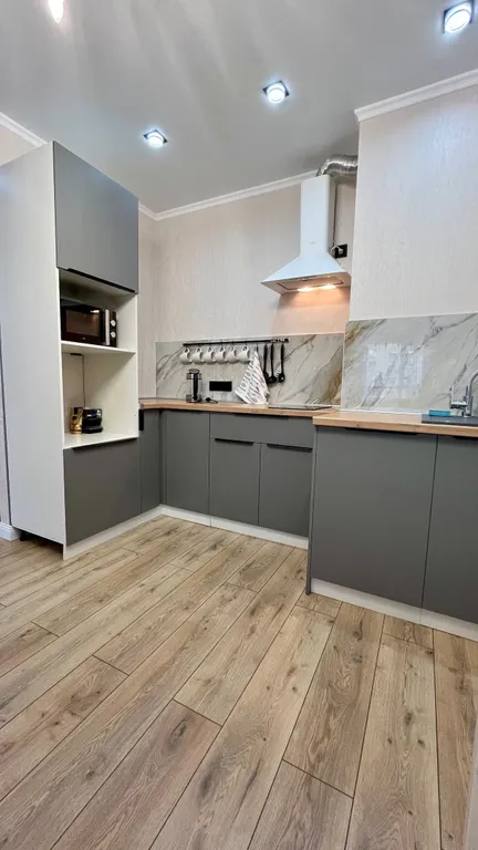 Квартира 2х ком квартира недалеко от ТРЦ Мега — Алматы