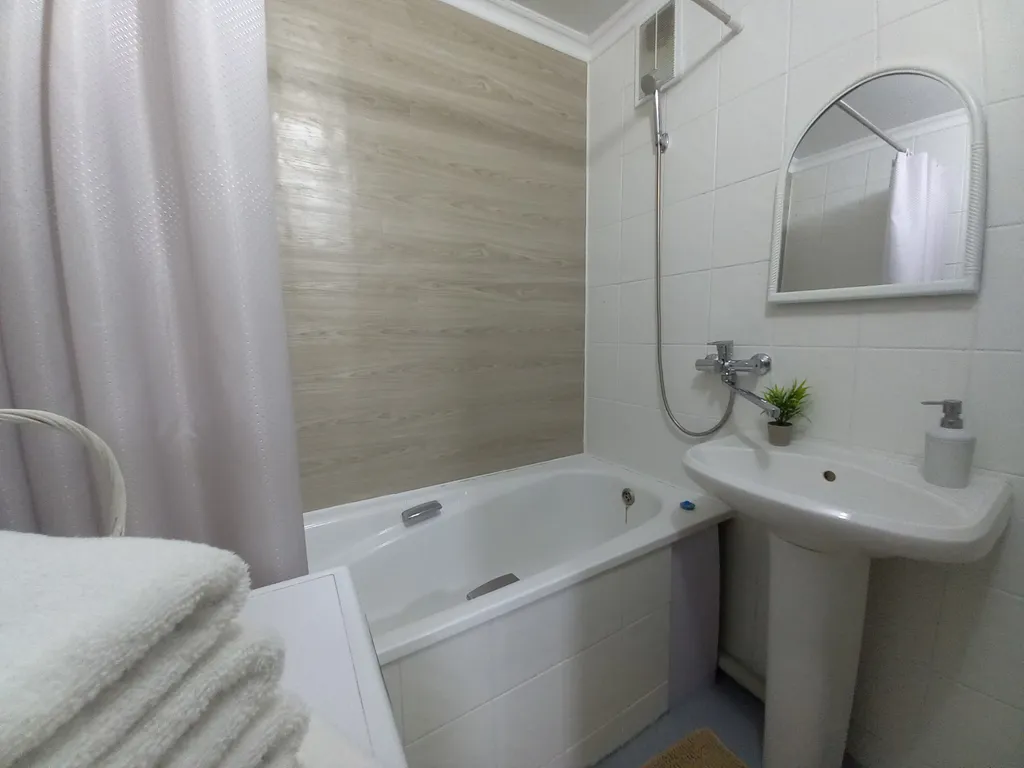 Яркая Звезда на Космосе