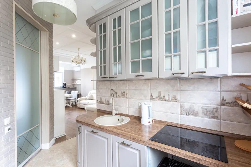 Просторная квартира с балконом и видом на море в ЖК Посейдон